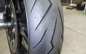 TRIUMPH DAYTONA 675 R 2011