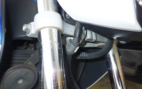 SUZUKI GSR250