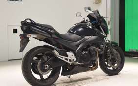 SUZUKI GSR 400 A 2011