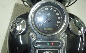 HARLEY FLD 1580 2012