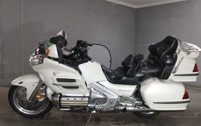 HONDA GL 1800 GOLD WING 2002 SC47
