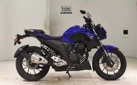 YAMAHA FZ25