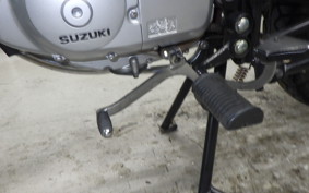 SUZUKI GN125 F Gen.2 2013