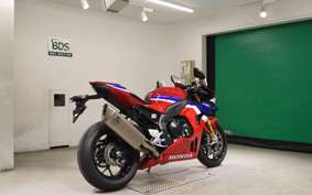 HONDA CBR1000RR RSP 2024 SC82