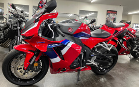HONDA CBR600RR 2021 PC40