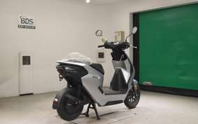 HONDA EM1E: 2012 EF16