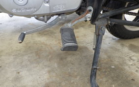 SUZUKI GN125 H
