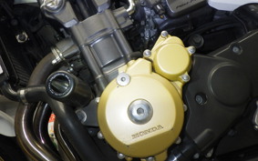 HONDA CB1300SB SUPER BOLDOR A 2013 SC54