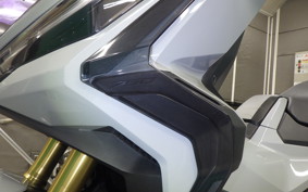 HONDA X-ADV 750 2022 RH10