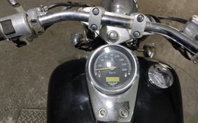 HONDA SHADOW 400 SLASHER 2000 NC40