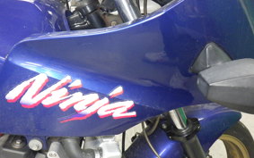 KAWASAKI GPZ900R NINJA 1994 ZX900A
