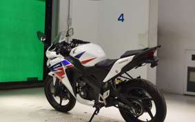HONDA CBR125R JC50