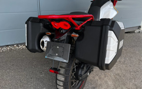 MOTO GUZZI V85 TT 2019 ZGUKW