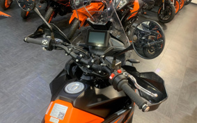 KTM 890 ADVENTURE	 2024 TS640