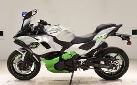 KAWASAKI NINJA7ﾊEVEﾘｯﾄﾞ 2025 CX500A