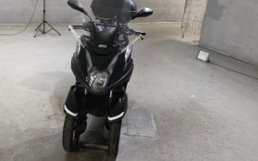 YAMAHA TRICITY 125 SE82J