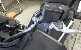 HONDA FORZA SI 2013 MF12