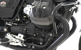MOTO GUZZI V7 3 STONE S 2020