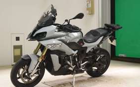 BMW S1000XR 2020