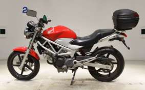 HONDA VTR 250 Gen. 2 2013 MC33