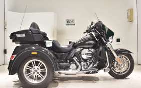 HARLEY FLHTCUTG TRIKE 2016