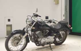 YAMAHA DRAGSTAR 250 VG02J