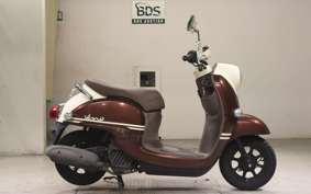 YAMAHA VINO 50 Gen.4 2004 AY02