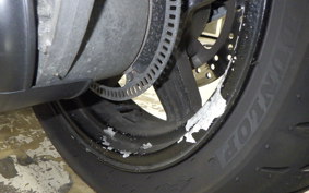 SUZUKI SKYWAVE 650 LX 2001 CP52A