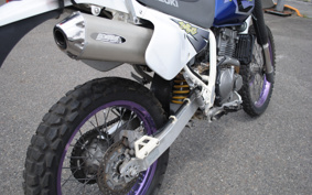 SUZUKI DJEBEL250XC SJ45A