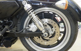 HARLEY XL883LI