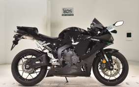 HONDA CBR600RR 2024 PC40