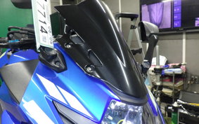 SUZUKI GSX250R 2000