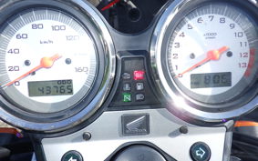 HONDA VTR 250 Gen. 2 MC33
