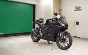 YAMAHA YZF-R25 2023 RG43J