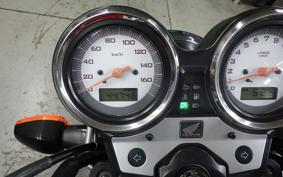 HONDA VTR 250 Gen. 2 1996 MC33