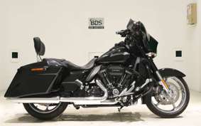 HARLEY FLHXSE 1800CVO 2015