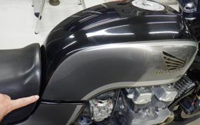 HONDA CB750 GEN 2 2004 RC42