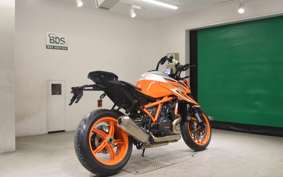 KTM 1290 SUPER DUKE R EVO