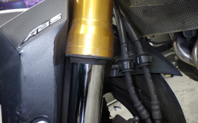 YAMAHA MT-09 A 2014 RN34J