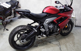 TRIUMPH DAYTONA 660 2024 LGL23U
