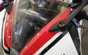 YAMAHA YZF-R6