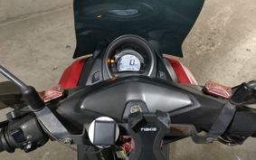 YAMAHA N-MAX 155 SG50J