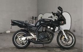 YAMAHA FZ400 4YR