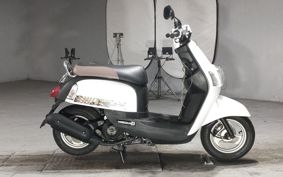 YAMAHA CUXI 100 C1DW