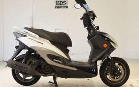 YAMAHA CYGNUS 125 XSR 2