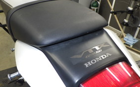 HONDA VTR 250 Gen. 2 2024 MC33