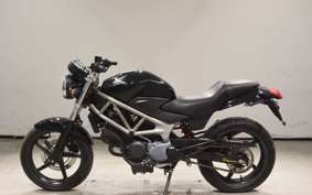 HONDA VTR 250 Gen. 2 MC33