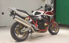 HONDA CB1300SB SUPER BOLDOR A 2006 SC54