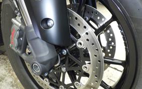 TRIUMPH ROCKET III ストームR 2026