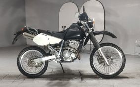 SUZUKI DJEBEL250XC SJ45A